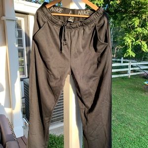 Men’s Large Nike Dri fit sweatpants